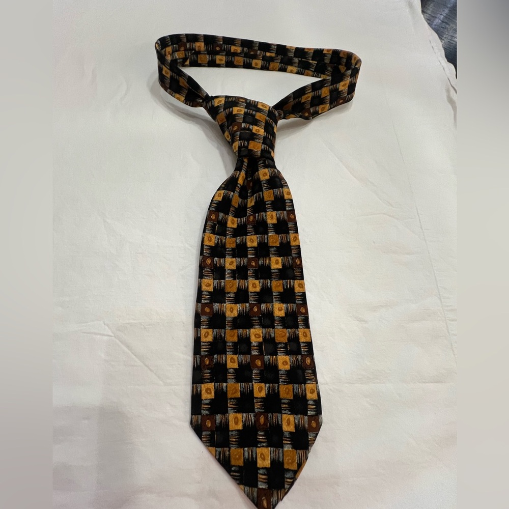 Hugo Boss 100% silk 4 inch tie made in Italy geometric pattern blue gold brown